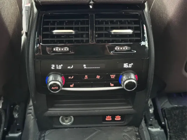BMW 5 Series — Фото автомобиля 18