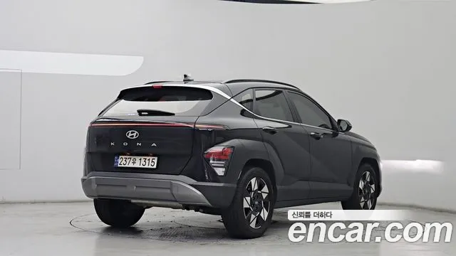 Hyundai Kona SX2 — Фото автомобиля 2