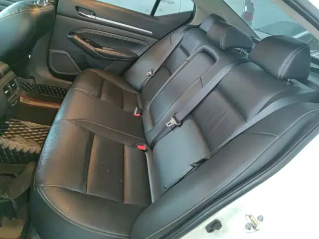 Nissan Teana — Фото автомобиля 16