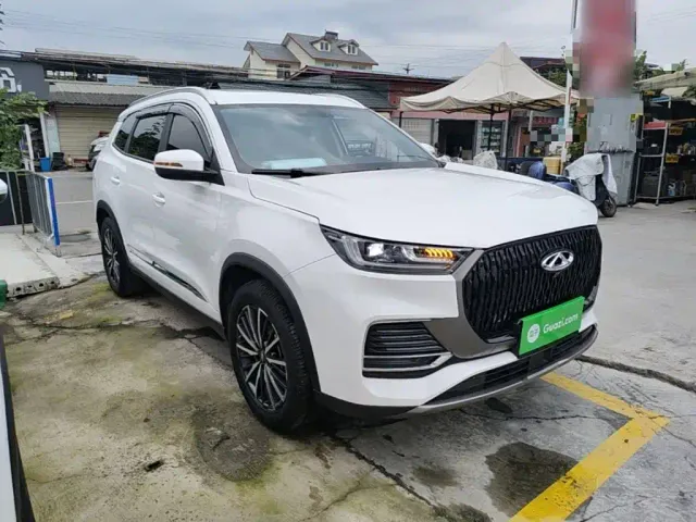 Chery Tiggo 8 — Фото автомобиля 3