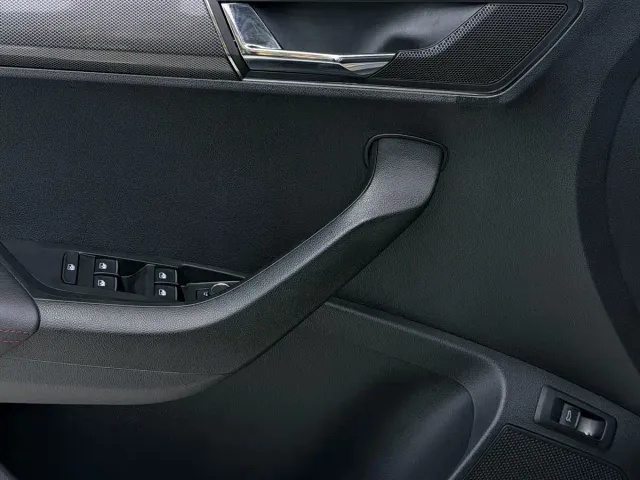 Skoda Karoq — Фото автомобиля 7