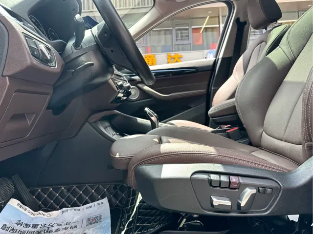 BMW BMW X1 2022 sDrive25Li Leading — Фото автомобиля 12