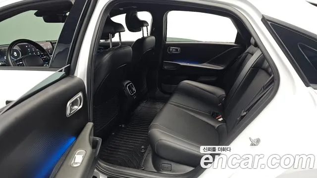 Hyundai Ioniq 6 — Фото автомобиля 17