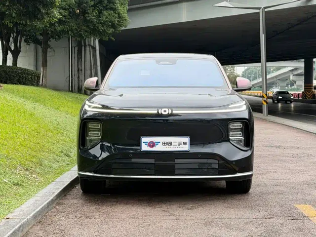 Changan Qiyuan Q07 — Фото автомобиля 2