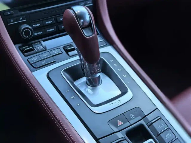 Porsche 718 — Фото автомобиля 11