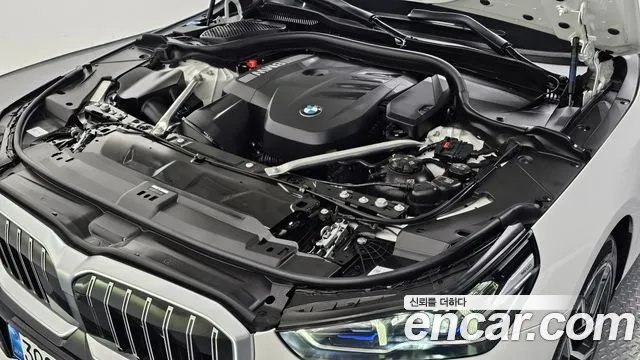 BMW 5-Series — Фото автомобиля 6