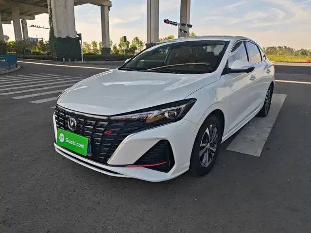 Фотография автомобиля — Changan Eado