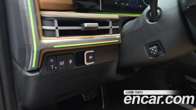Hyundai Santa Fe MX5 — Фото автомобиля 28