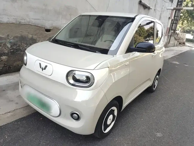 Фотография автомобиля — Wuling Hongguang Mini EV