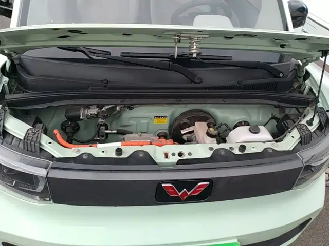 Wuling Hongguang Mini EV — Фото автомобиля 19