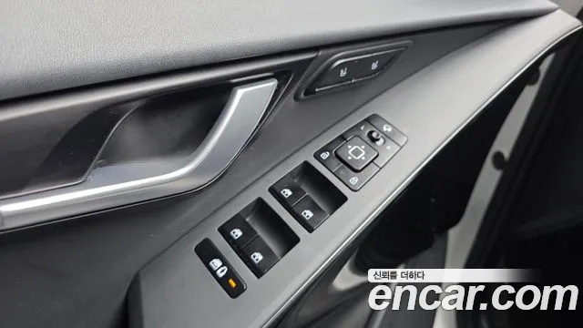 Kia Niro Niro (New) — Фото автомобиля 28