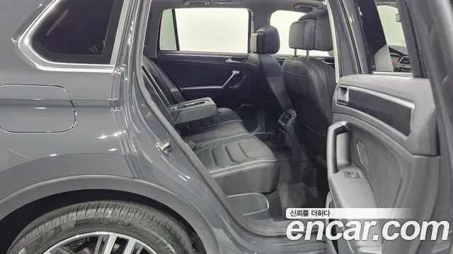 Volkswagen Tiguan Tiguan 2 поколение 2.0 TDI Prestige — Фото автомобиля 9
