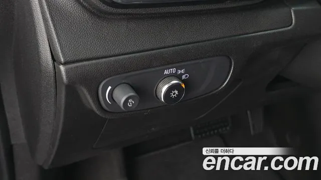 Chevrolet Bolt EV — Фото автомобиля 26