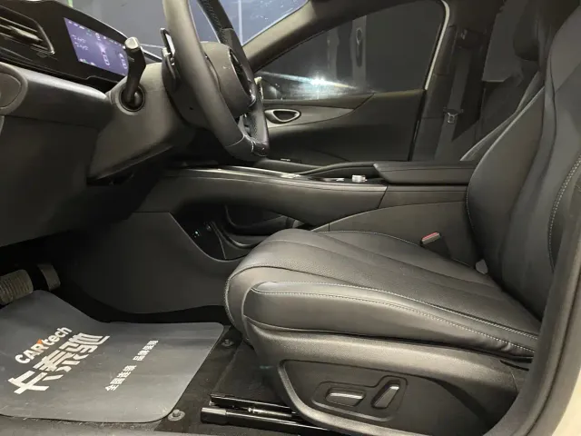 BYD Seal 06 — Фото автомобиля 16