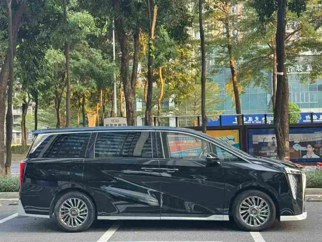 GAC Trumpchi M8 — Фото автомобиля 4