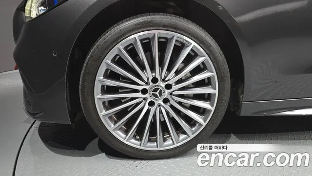 Mercedes-Benz C-Class — Фото автомобиля 4
