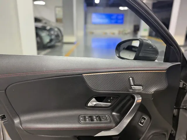 Mercedes-Benz A-Class — Фото автомобиля 13