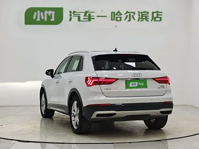 Audi Q3 — Фото автомобиля 4