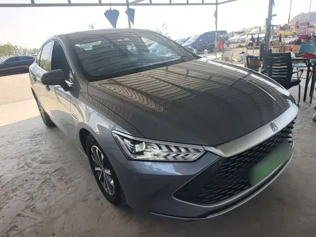 BYD Qin PLUS — Фото автомобиля 3