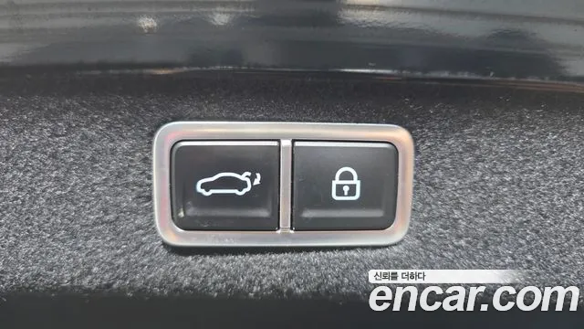 Hyundai Grandeur GN7 — Фото автомобиля 20