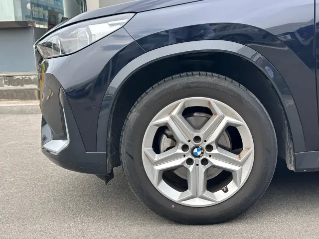 BMW X1 — Фото автомобиля 4