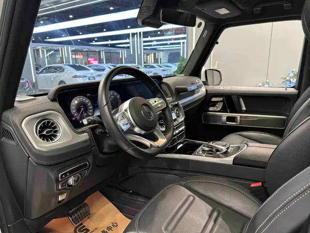 Mercedes-Benz G-Class — Фото автомобиля 5