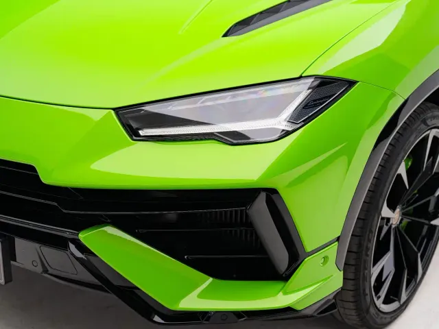 Lamborghini Urus — Фото автомобиля 6