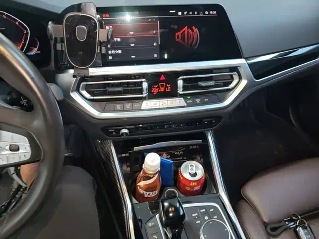 BMW 3 Series — Фото автомобиля 12