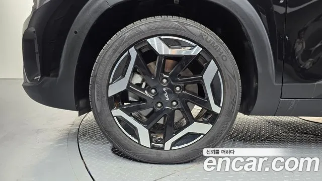 Kia Seltos — Фото автомобиля 5
