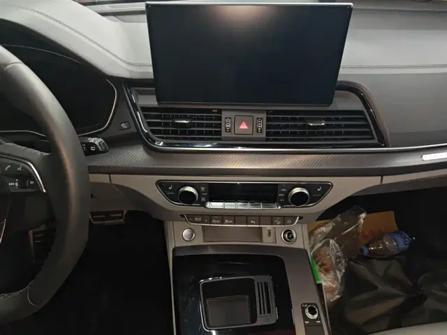 Audi Q5L — Фото автомобиля 4