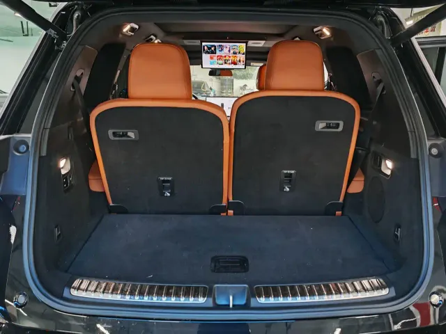 Li Auto L9 — Фото автомобиля 10