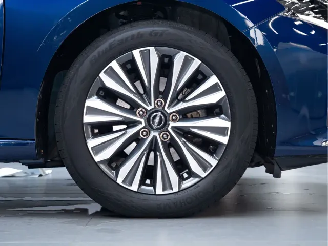 Nissan Teana — Фото автомобиля 24