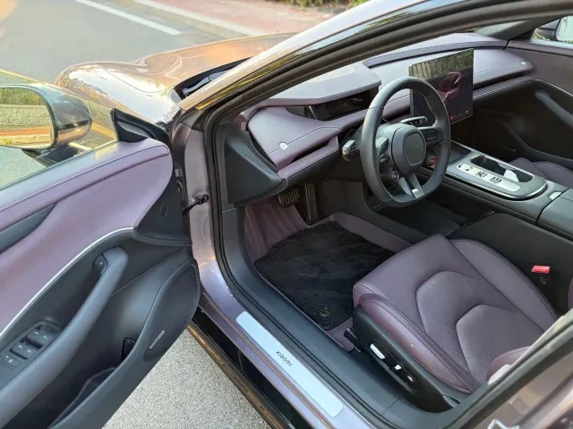 Xiaomi SU7 — Фото автомобиля 13