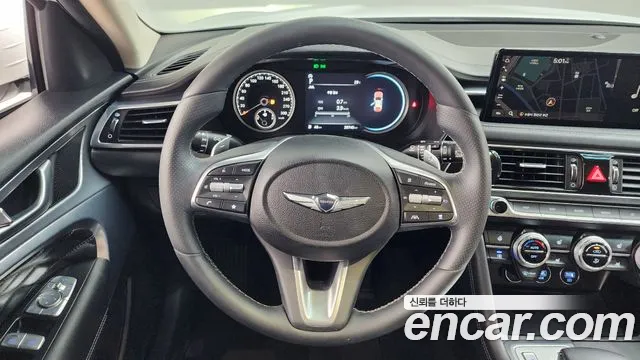 Genesis G70 — Фото автомобиля 13