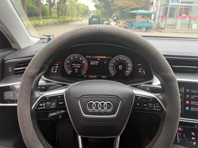 Audi A6L — Фото автомобиля 7