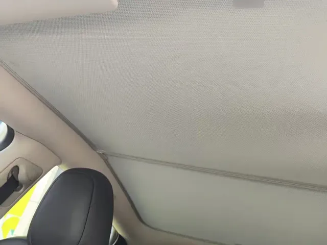 Tesla Model Y — Фото автомобиля 10