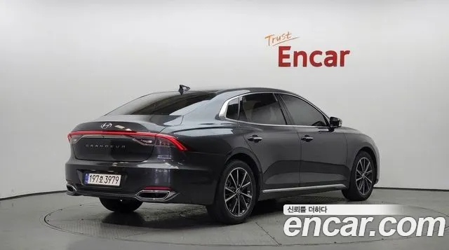 Hyundai Grandeur New — Фото автомобиля 2