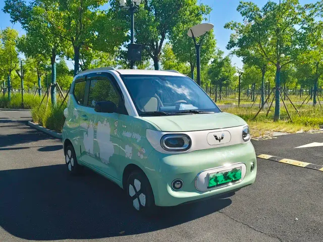 Wuling Hongguang Mini EV — Фото автомобиля 3