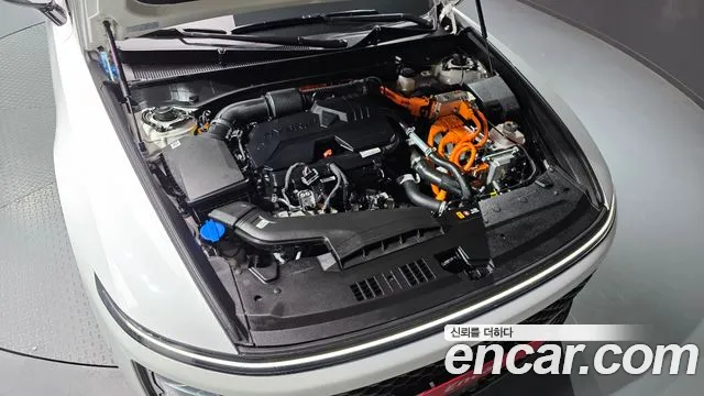 Hyundai Grandeur GN7 — Фото автомобиля 6