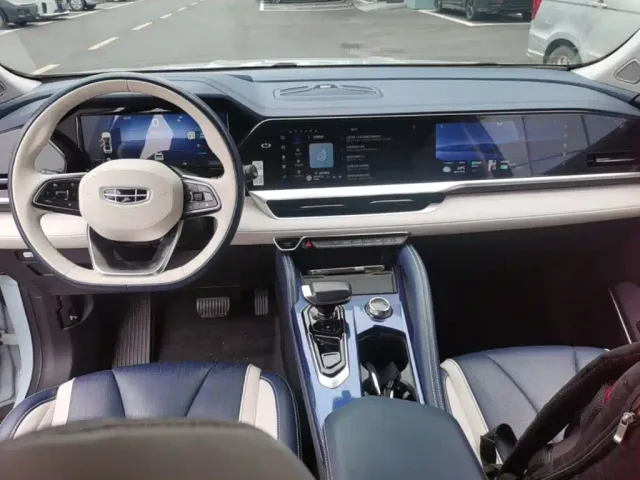 Geely Xingyue L — Фото автомобиля 9