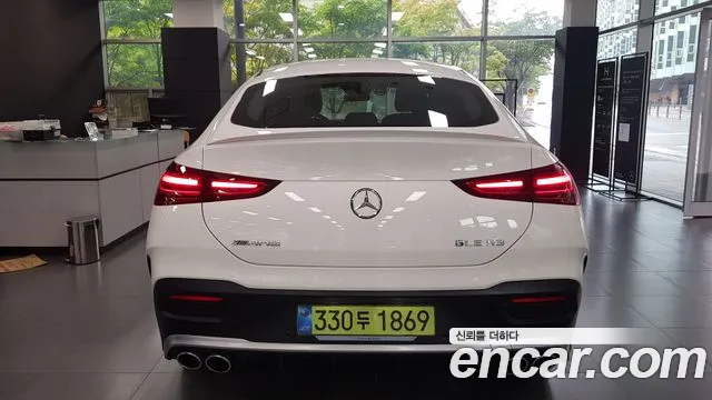 Mercedes-Benz GLE-Class — Фото автомобиля 4