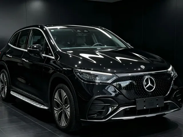 Mercedes-Benz EQE SUV — Фото автомобиля 3