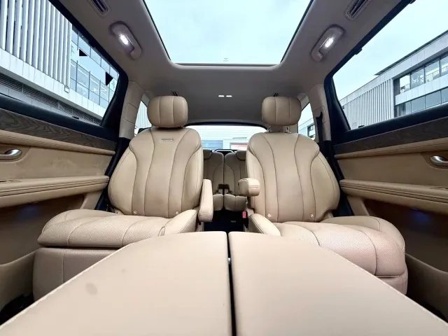 Aito M7 — Фото автомобиля 5