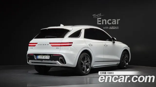 Genesis GV70 2.5T Бензин AWD — Фото автомобиля 2