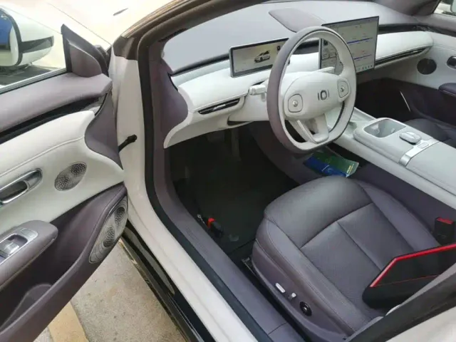 Changan Qiyuan A06 — Фото автомобиля 15