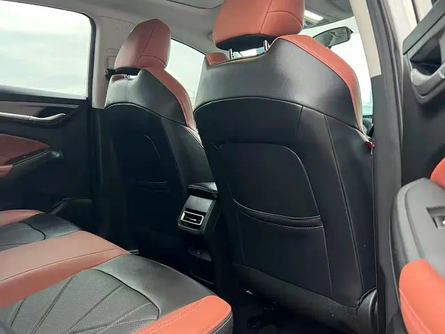Changan Eado — Фото автомобиля 14
