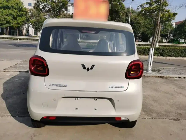 Wuling Hongguang Mini EV — Фото автомобиля 5