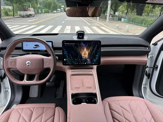 Nio EC6 — Фото автомобиля 8