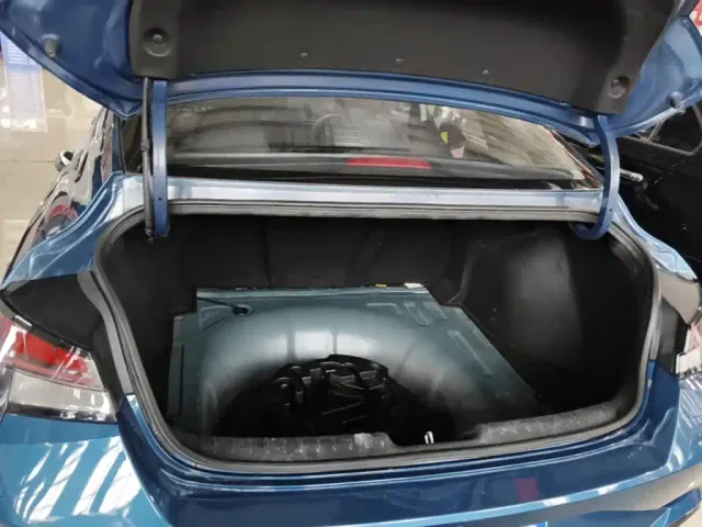 Hyundai Elantra — Фото автомобиля 18