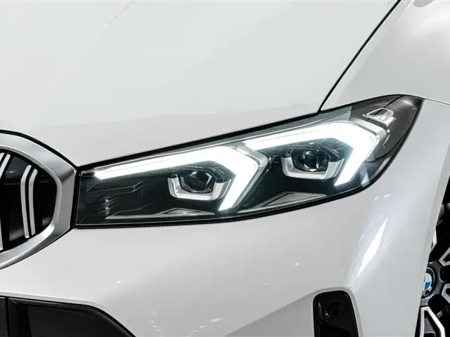 BMW 3 Series — Фото автомобиля 4